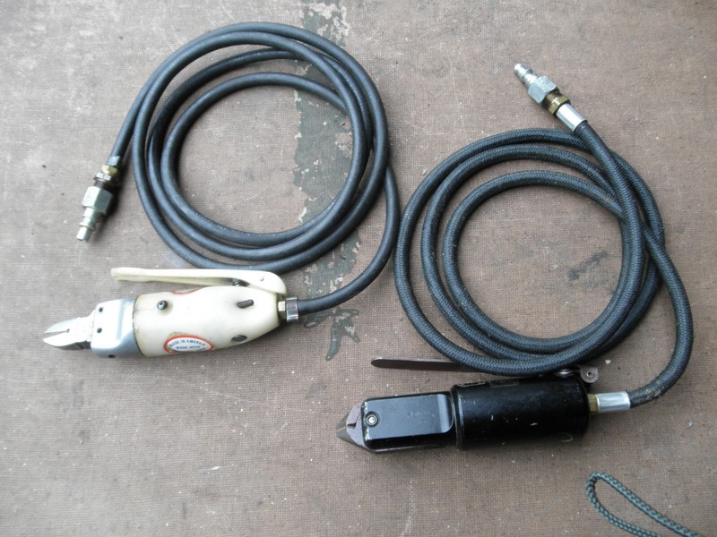 VINTAGE SQUEEZE-EZE AND UTICA AIR POWERED SNIPS