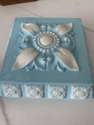 Vintage Blue & White Ceramic Porcelain Lidded Trinket Box  Floral 1975