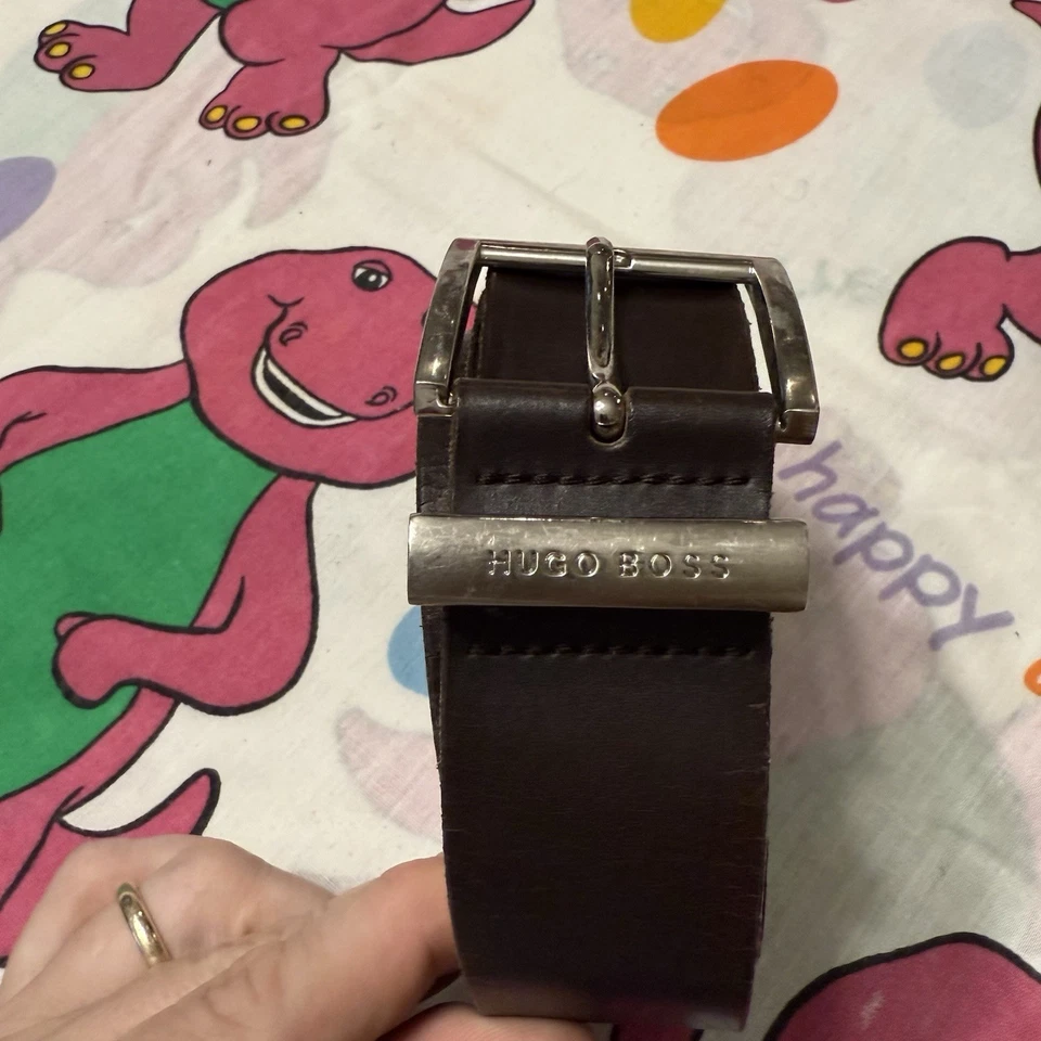 Cinturón de vestir de cuero marrón clásico Italia vintage de diseñador Hugo Boss para hombre EE. UU. 36 Foto 2 de 4