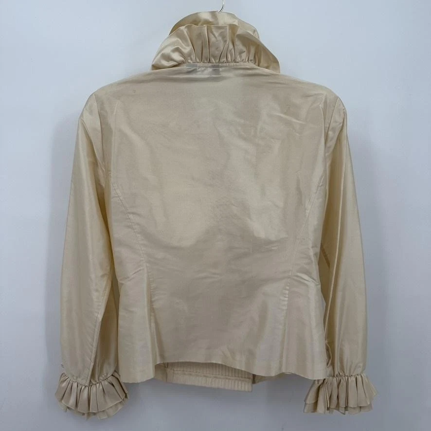 Blusa Ellen Tracy Mujer Talla 8P Crema Seda Volantes Botón Frontal Coqueta Regencia Foto 3 de 4