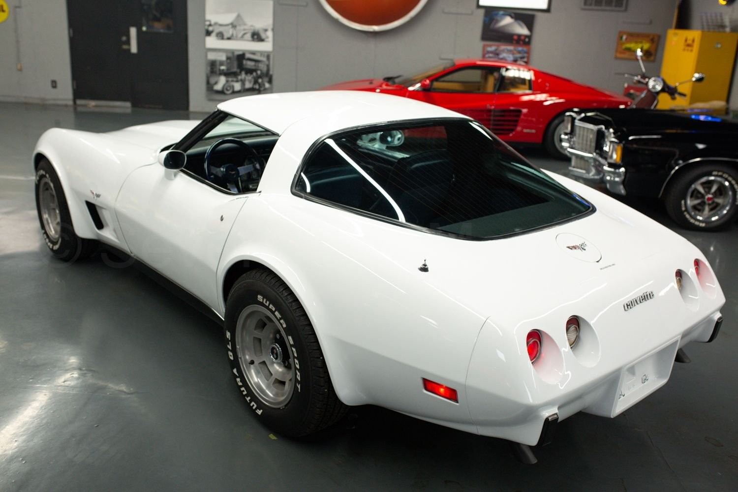 1979 White Chevrolet Corvette   | C3 Corvette Photo 9