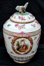 Antique Vtg 1878 KPM Berlin Potpourri Porcelain Vase/Urn Eagle Finial Excellent 