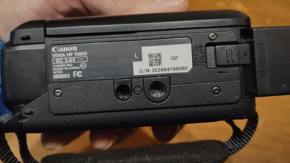 Videocámara Canon VIXIA HF R800 32x zoom óptico avanzado probado funciona + cargador Foto 3 de 4