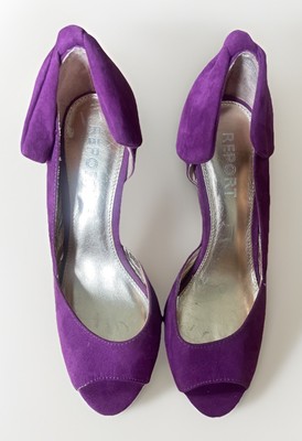 Report womens shoes