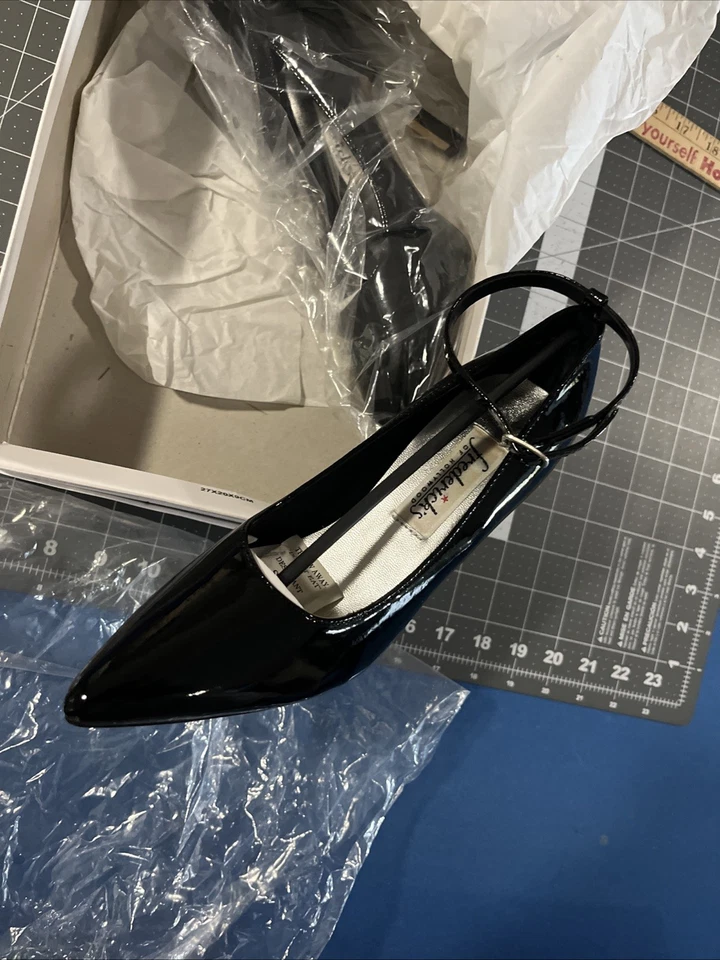 FREDERICKS OF HOLLYWOOD Shoes Size 6.5 M Black Stiletto Pumps 4”Heels Strap- New - Image 3 of 4
