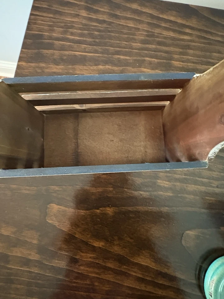 Contenedor de madera patriótico rojo blanco y azul con asa aspecto rústico Foto 3 de 4