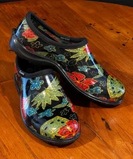 Sloggers Waterproof Garden Shoes In Black Floral Print Women's Size 10 USA Made