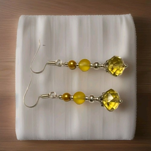 Vintage Style Yellow Crystal & Glass Earrings In Silver Plate. Drop Dangle - Picture 6 of 7