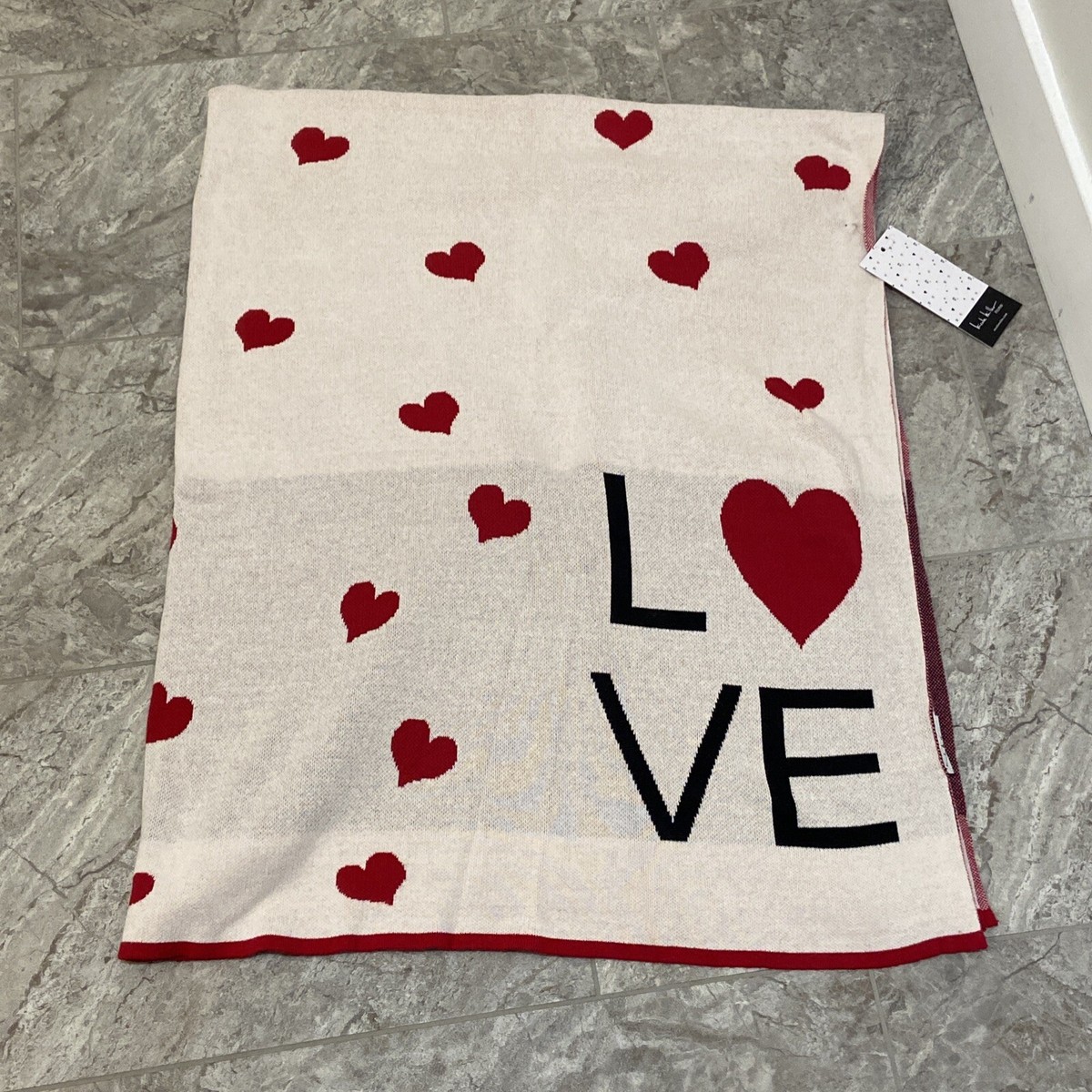 NWT Nicole Miller Artelier Light Pink White Hearts 50