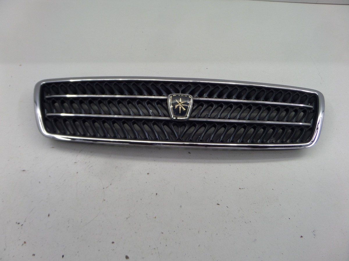 Toyota Chaser Grille Hood Grill Broken Tab X100 96-01 OEM Toyota Chaser Grille Hood Grill Broken Tab X100 96-01 OEM