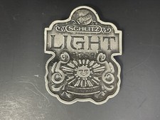 VINTAGE BERGAMOT 1976 SCHLITZ LIGHT BEER SPECIAL LAGER BELT BUCKLE