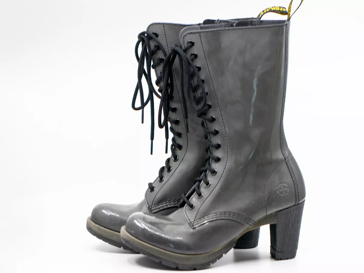 Dr martens hotsell aw501 boots