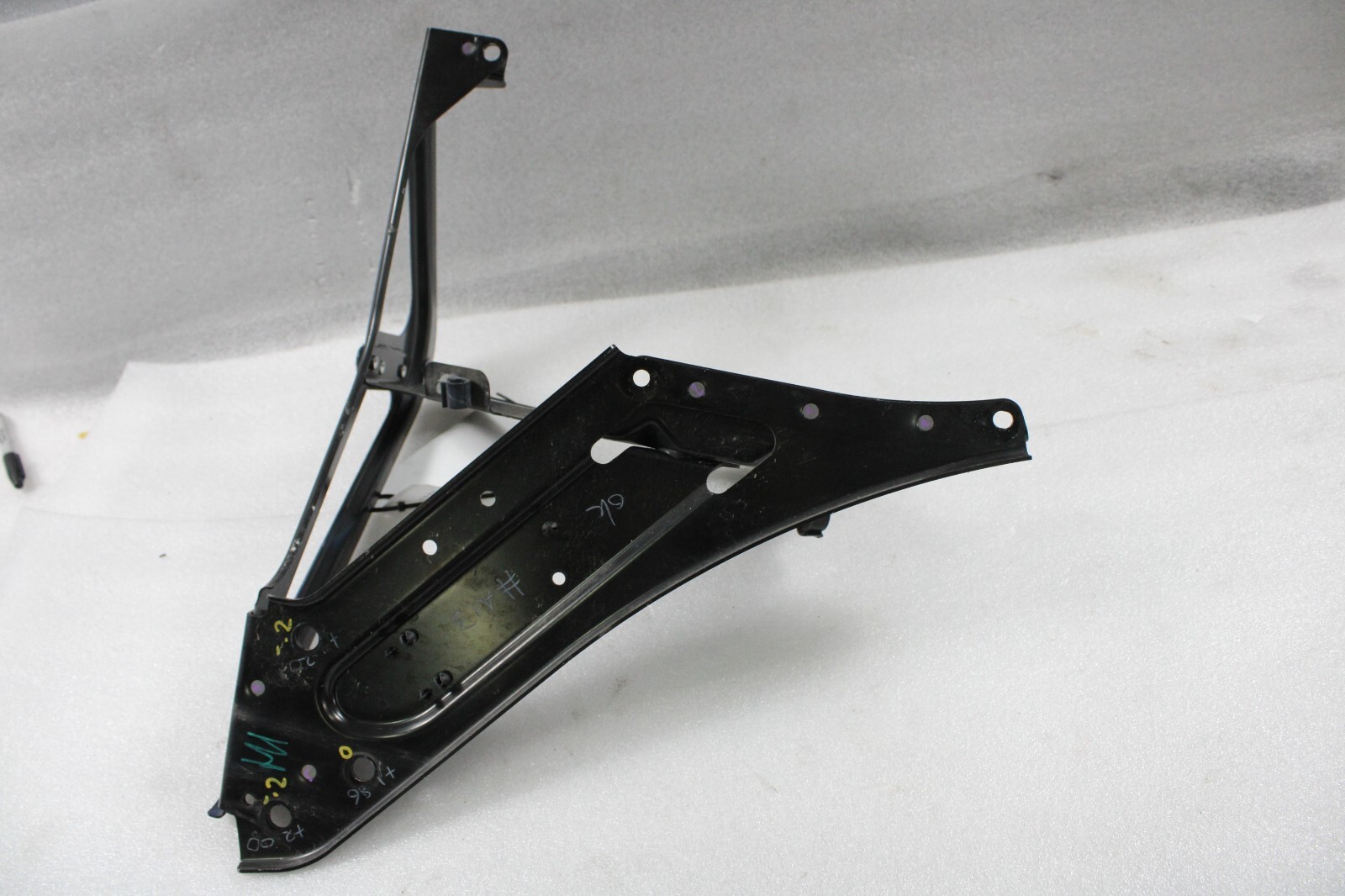 McLaren MP4-12C, LH, Left, Rear Quarter Main Bracket, Used, P/N 11A4984CP