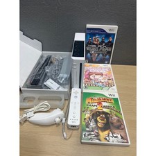 Nintendo Wii RVL-001 Console, Controller, Nunchuck, 3 Games Bundle - Tested