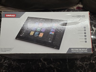 Simrad NSS12 evo3S Chartplotter/Fishfinder 000-15403-002