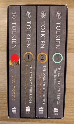 JRR Tolkien der Hobbit und der Herr der Ringe 4 Bücher Boxed Set