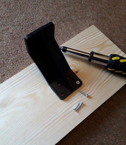Radiator shelf bracket (2 pack), make a shelf to direct heat out into the room - Picture 3 of 6