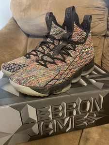 lebron xv multicolor