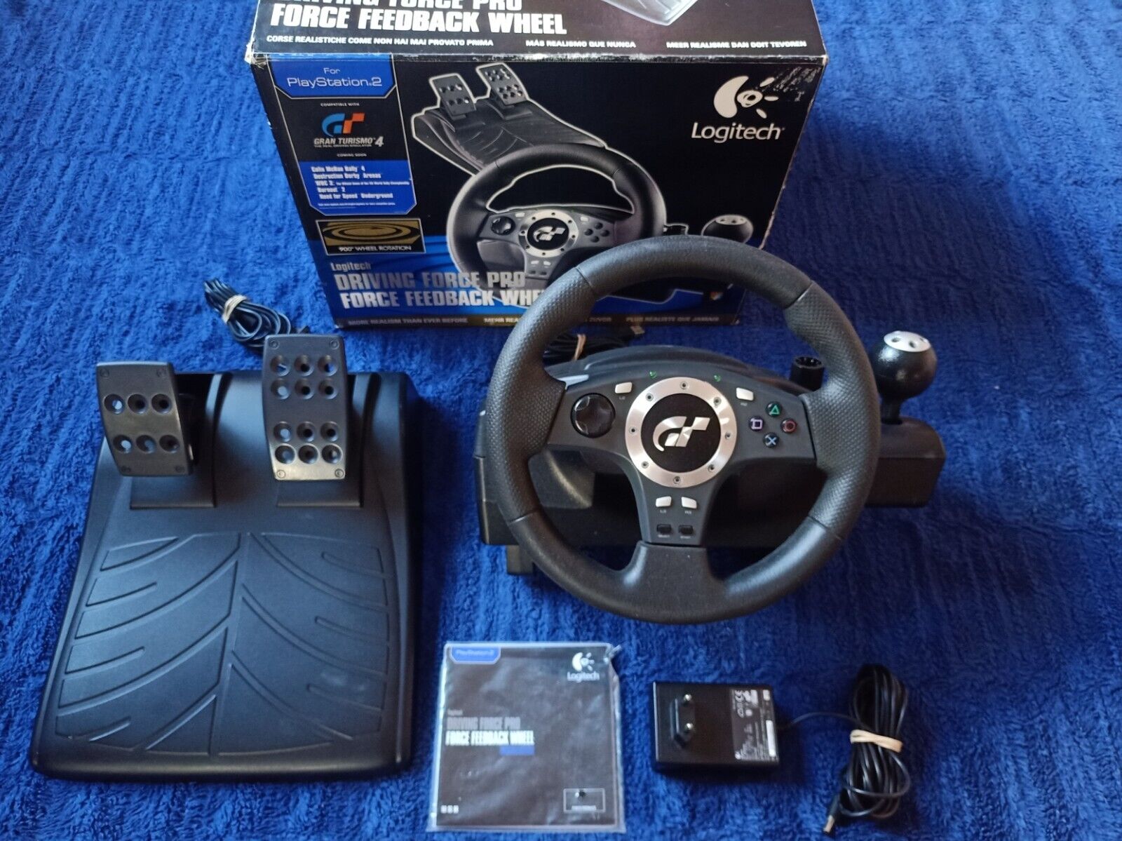 Unboxing!! Volante: Logitech Driving Force GT en español. 