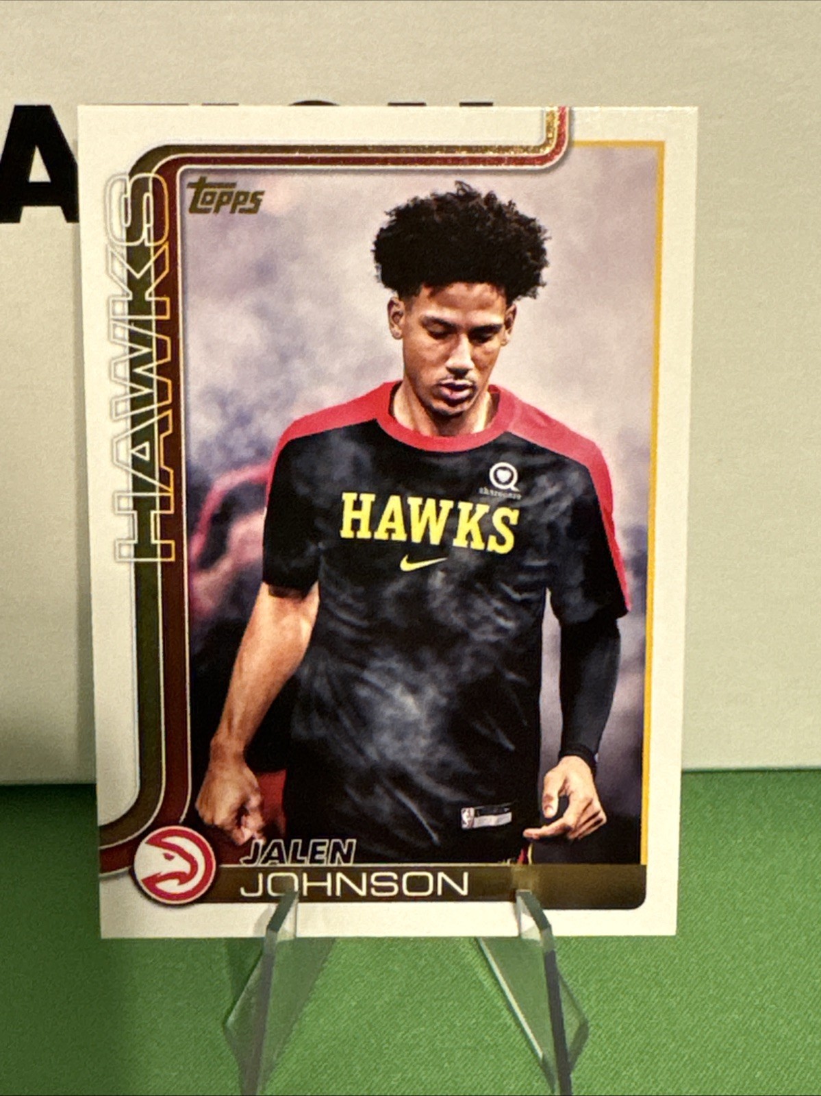 2025-26 Topps Jalen Johnson Gold Mirror Short Print #65 Atlanta Hawks