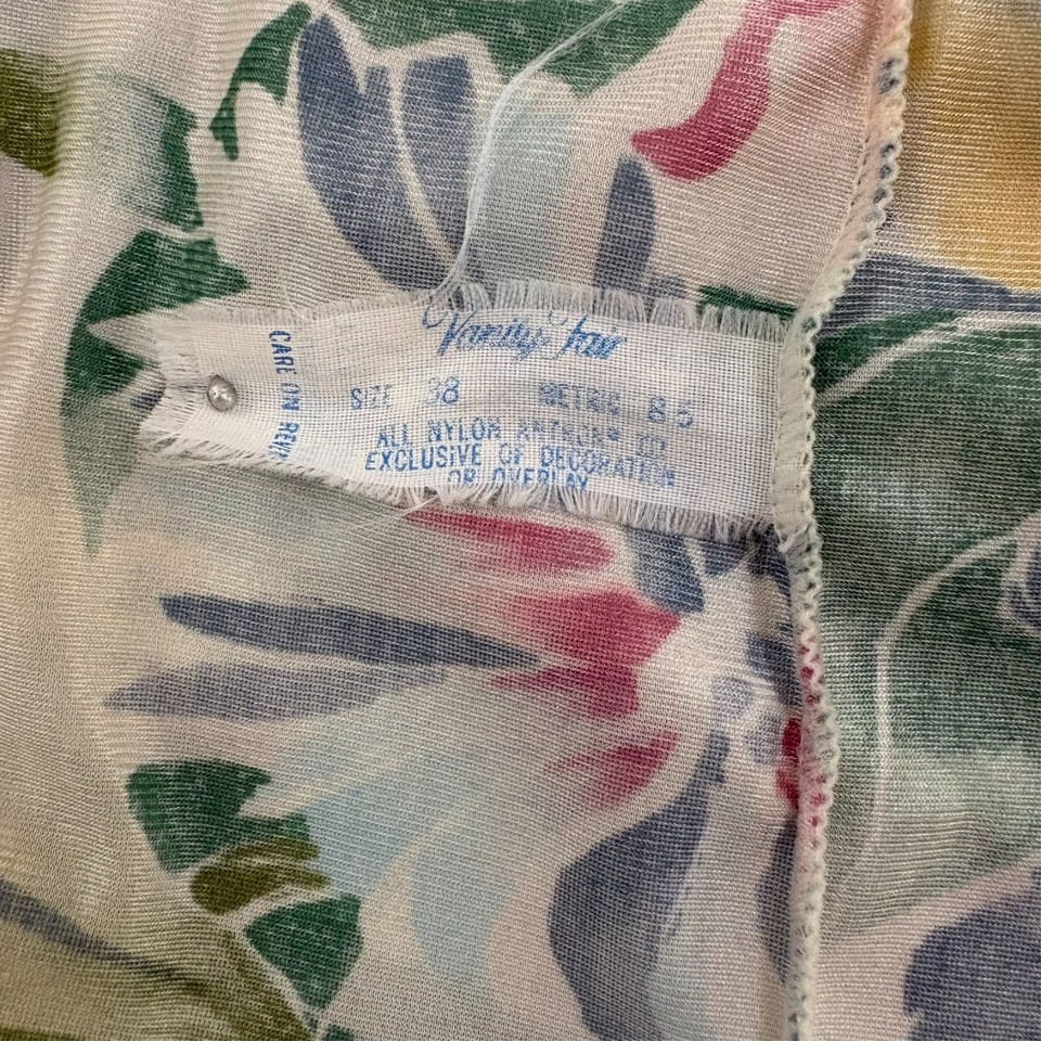 Slip en nylon noir vintage des années 50 en dentelle noire, mousseline de soie Ro Jene Lingerie, slip soyeux des années 50, M 38 - France