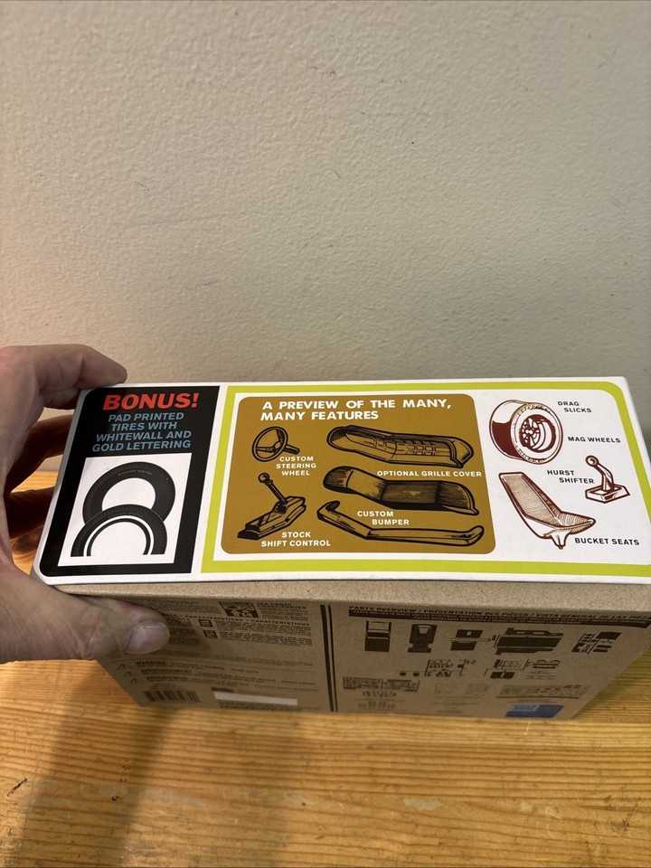 AMT 1/25 Scale Model Kit 1965 Chevy El Camino Pickup With Custom Camper ...