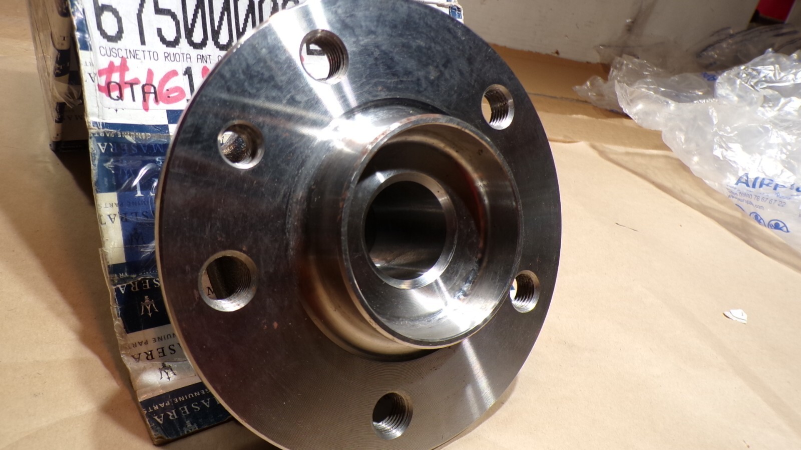 Maserati Ghibli Quattroporte Front Wheel Hub New OEM