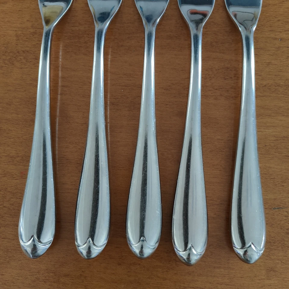 Nick Munro Bugatti Cutlery - Venezia Stainless 8 1/4" Dinner Forks Set of 5 - Image 3 of 4