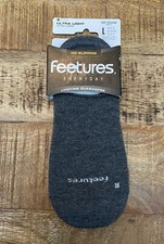 NWT Feetures Ultra Light Everyday No Show Socks