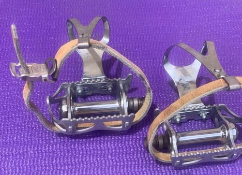 Lyotard #45 Pedals 9/16" Vintage ROAD bicycle Christophe Clip and Leather Strap - Picture 6 of 8