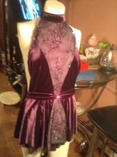 FIGURE SKATE handmade DRESS LILA with Swarovski stones sz. SMALL NEW
