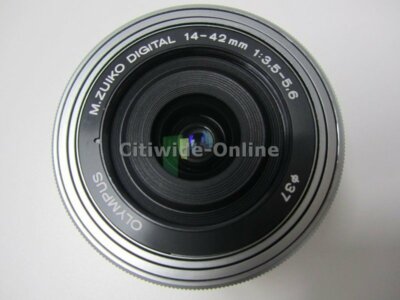 Olympus M.Zuiko Digital ED 14-42mm F3.5-5.6 EZ Silver White box*2