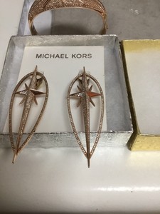 michael kors starburst earrings