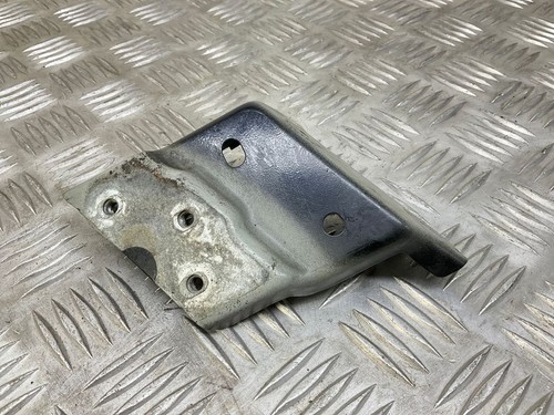 Volkswagen Touareg II 2011 Rechts Halterung Kotflügel 7P6821152 MJA89012