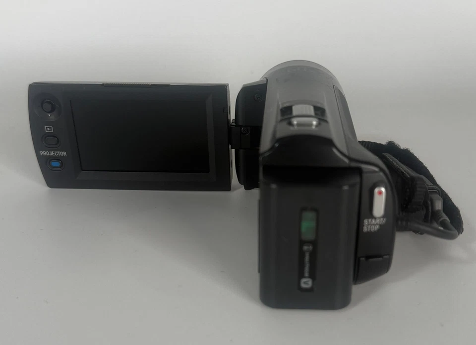 Sony HDR PJ330 Full HD Camcorder - 9,2 Megapixel, integrierter Projektor - Bild 3 von 4