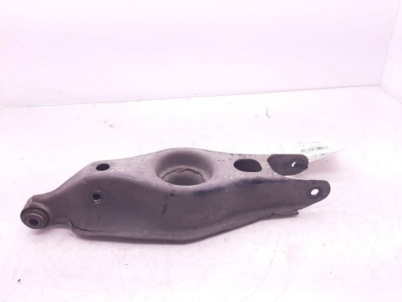 Lower Control Arm Rear Center Spring Perch 05-18 CHRYSLER 300 68229216AB - Изображение 4 из 4