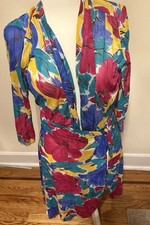 1980s Vintage Oscar De La Renta Blouse And Skirt Wrap Dress Two Piece