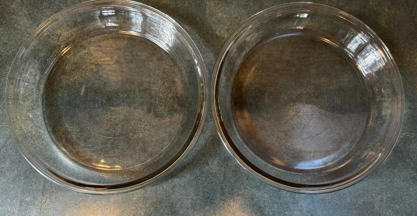 Lot 2 Vintage Pyrex-like Clear Glass Pie Plates Dishes 9" Baking Pans
