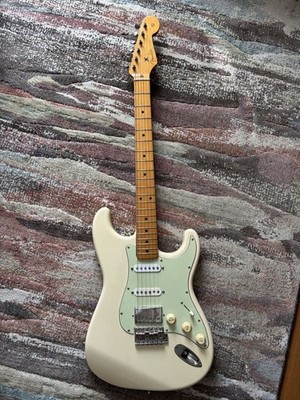 Electric Guitar Fender ST57-53 Stratocaster 1994-95 Modified Basswood Body