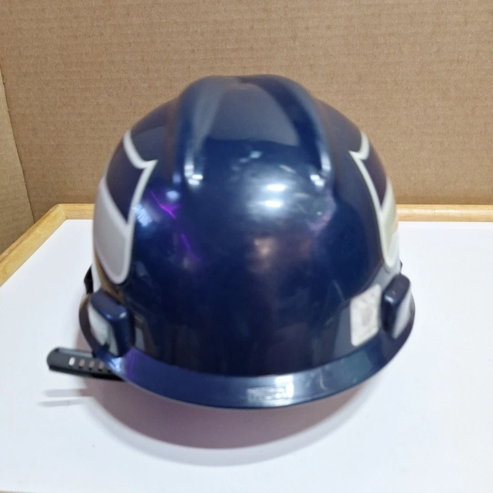 老式西雅图海鹰队安全帽头盔NFL V-Gard — 第 3/4 张图片