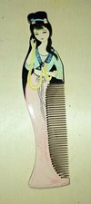 Japanese Lacquered Geisha Wood Comb