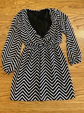 Express Dress Women's White Black Stripes Size Small