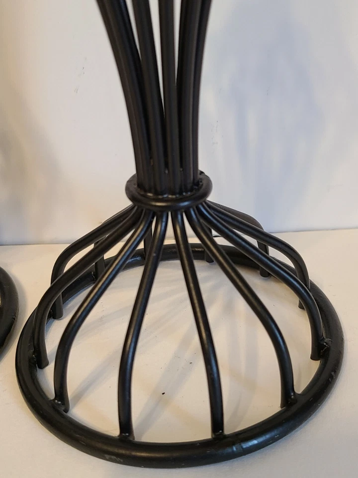 Par de Candelabros de Hierro Negro - 10" de Alto ~ Gótico Intrincado Impresionante Pesado Foto 4 de 4