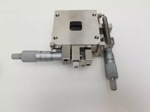 UNICE 06DTS-1A-SUS XY Axis Translation Stage, W/ 2 mitutoyo micrometer 0-25mm 