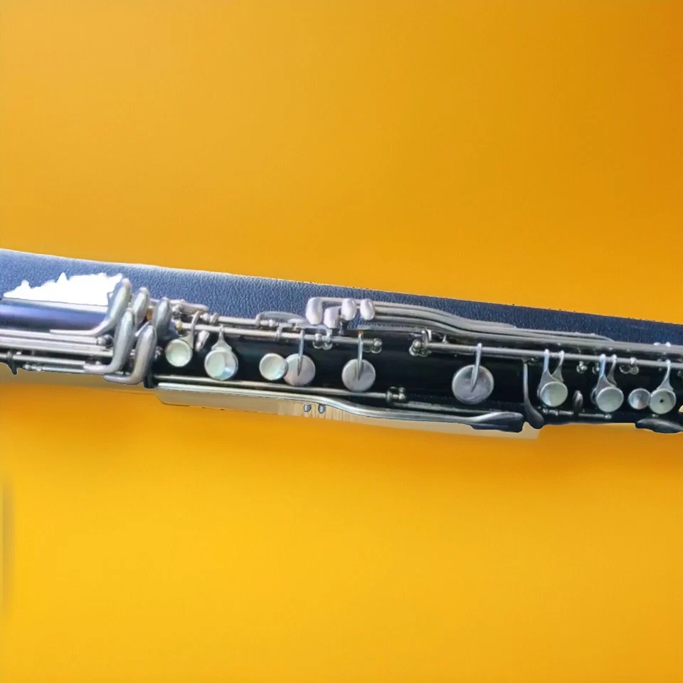 bundy bass clarinet / case - Image 3 of 4