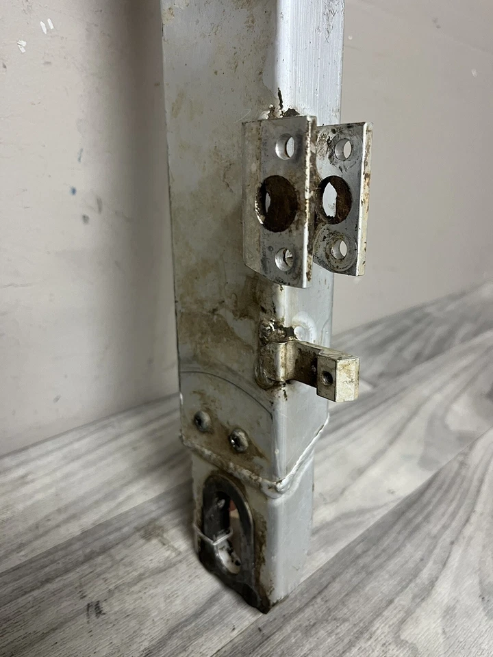 95-96 CR125R CR 250R 1995 OEM suspensión basculante 52100-KZ3-600 Foto 3 de 4