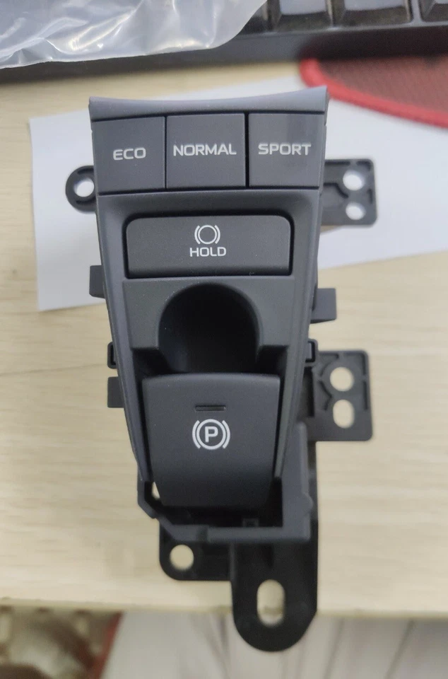 Conjunto de interruptor de freio de estacionamento elétrico Toyota OEM 84390-06060 para 2018-2024Camry - Imagem 2 de 4