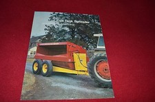 New Holland 663 667 668 Flail Tank Spreader Dealer's Brochure 3106630-5-82 LCOH