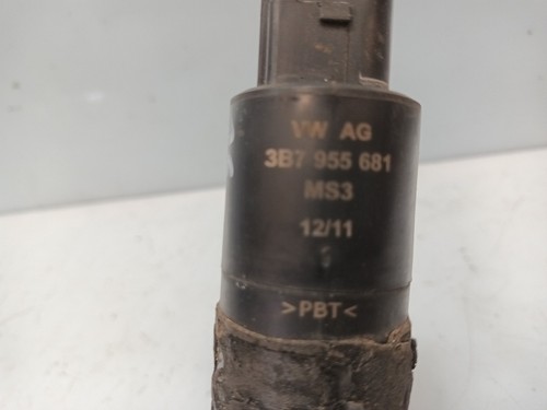 3B7955681 waschwasserpumpe AUDI A6 LIM. 4G2 2.0 TDI 2011 4010526