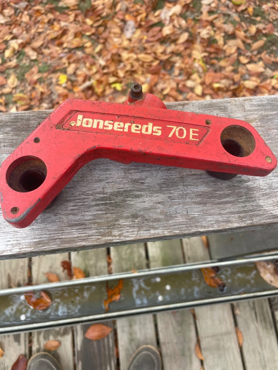 A BRAND NEW JONSERED 930, 920, 830, 820 CYLINDER GASKET REPLACES PART